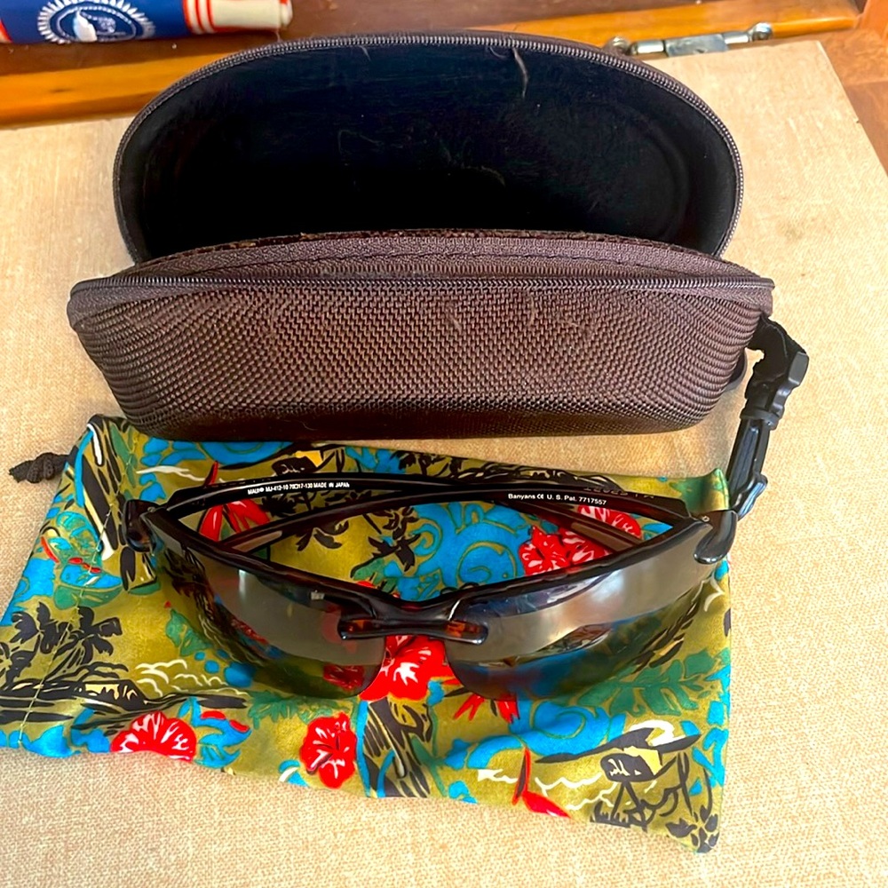 Maui Jim Black Sunglasses